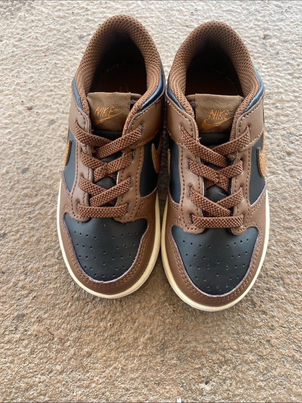 Nike Kids Brown and Black Low-Top Sneakers